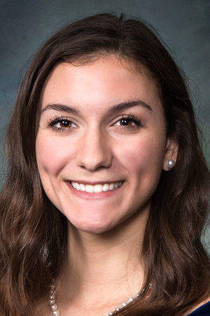 Reicher sal Elizabeth Klausmeyer.jpg